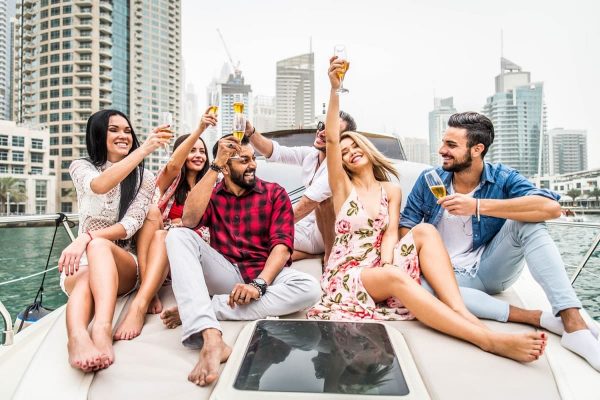Rent a Yacht in Dubai for Party